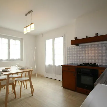 Prázdninový dům Arbonne, 2 Pieces, 2 Personnes - Fr-1-384-756 *